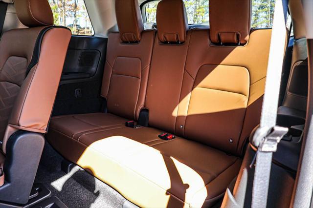 new 2025 Nissan Pathfinder car, priced at $48,145