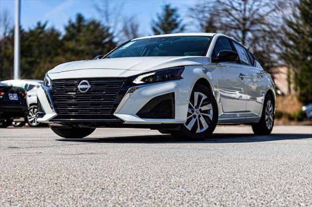 new 2025 Nissan Altima car, priced at $26,083
