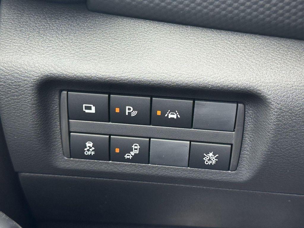 new 2025 Nissan Kicks car, priced at $23,190