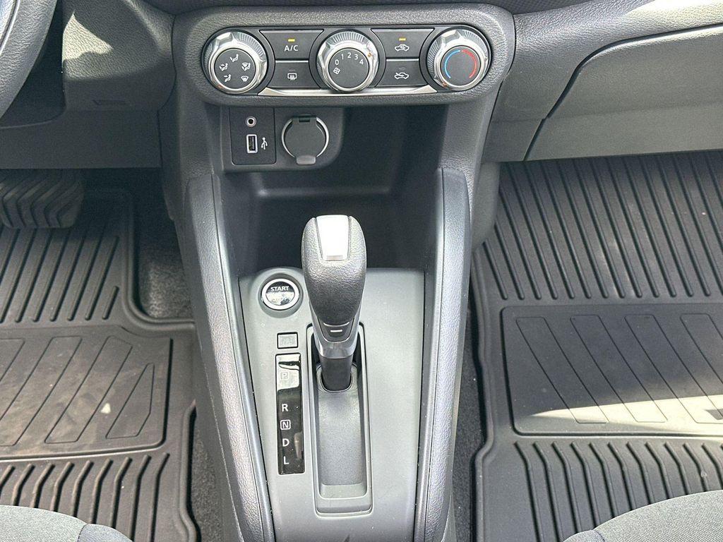 new 2025 Nissan Kicks car, priced at $21,472
