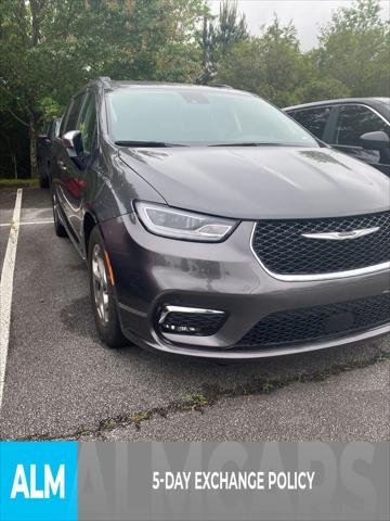 used 2023 Chrysler Pacifica car, priced at $27,120