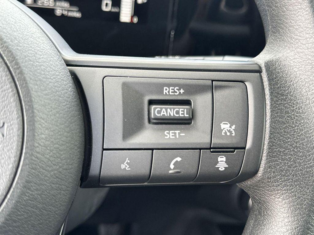new 2025 Nissan Kicks car