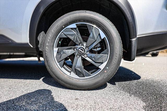 new 2025 Nissan Rogue car, priced at $31,015