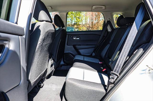 new 2025 Nissan Rogue car, priced at $31,015