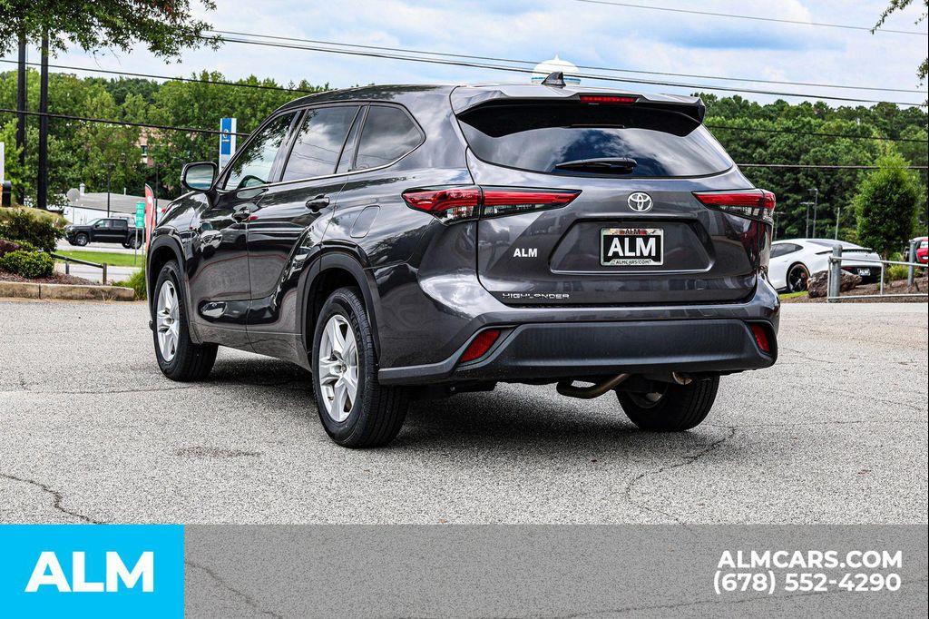 used 2021 Toyota Highlander car, priced at $25,420