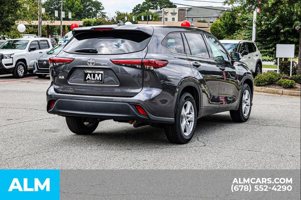 used 2021 Toyota Highlander car, priced at $25,420