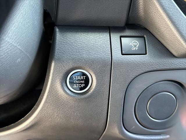 new 2025 Nissan Frontier car, priced at $39,279