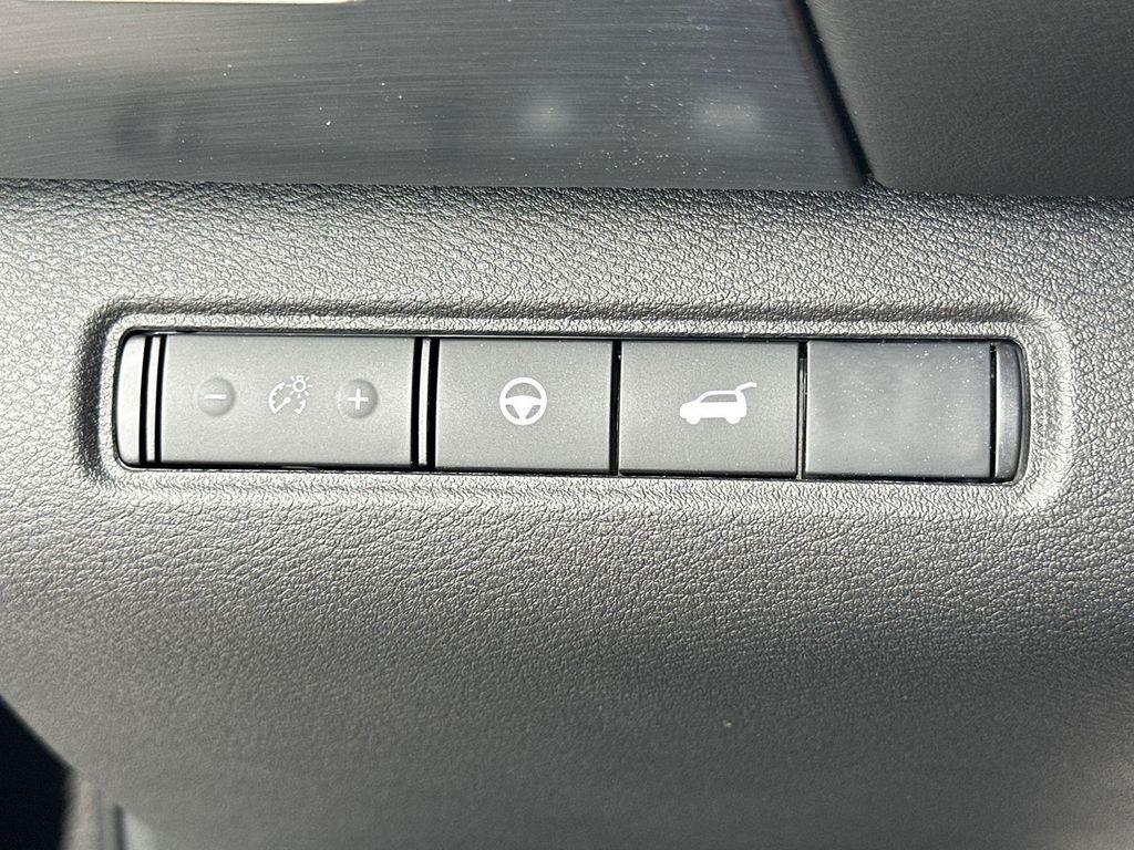 new 2025 Nissan Pathfinder car, priced at $43,139