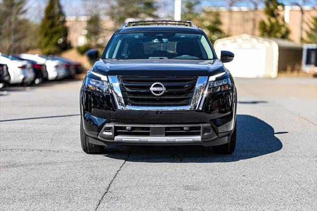 new 2025 Nissan Pathfinder car, priced at $40,398