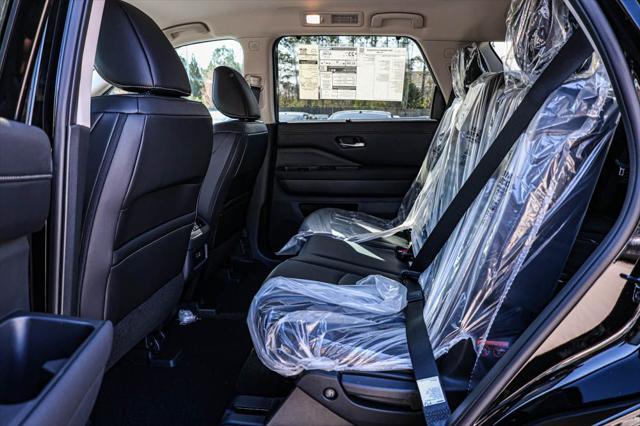 new 2025 Nissan Pathfinder car, priced at $40,398