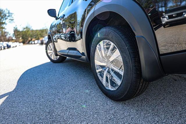 new 2025 Nissan Pathfinder car, priced at $40,398