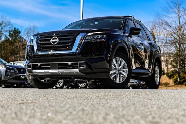 new 2025 Nissan Pathfinder car, priced at $40,398