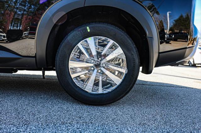 new 2025 Nissan Pathfinder car, priced at $40,398