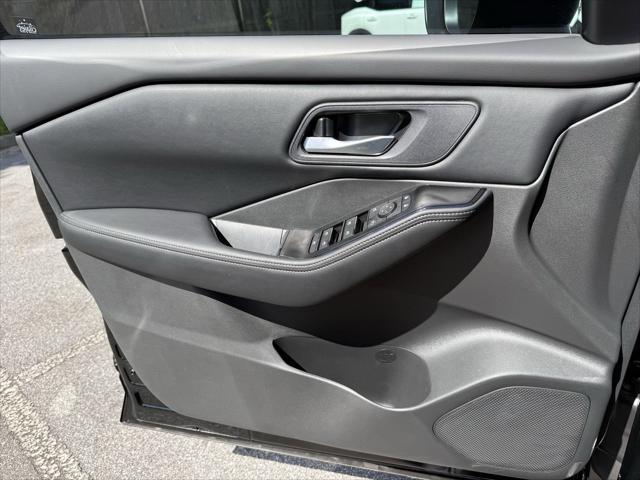 new 2025 Nissan Rogue car, priced at $29,606