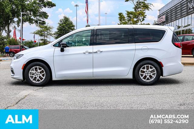 used 2024 Chrysler Pacifica car, priced at $26,920