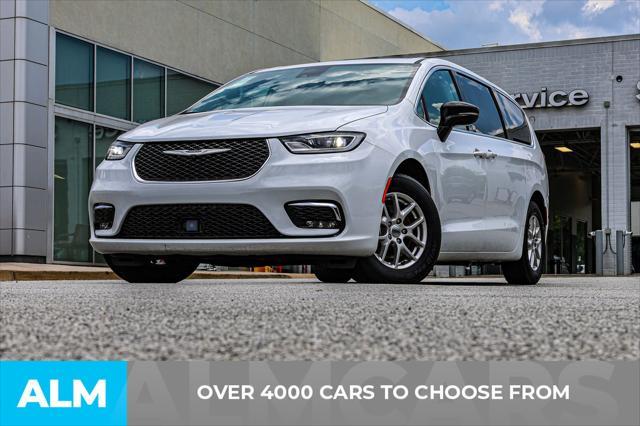 used 2024 Chrysler Pacifica car, priced at $26,920