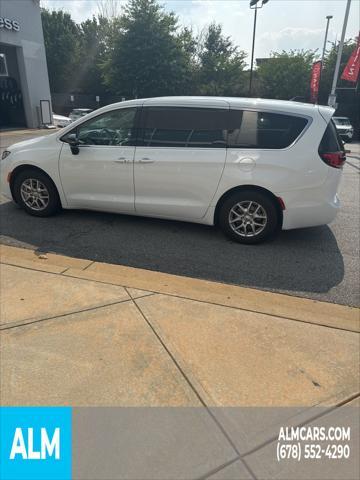 used 2024 Chrysler Pacifica car, priced at $27,420