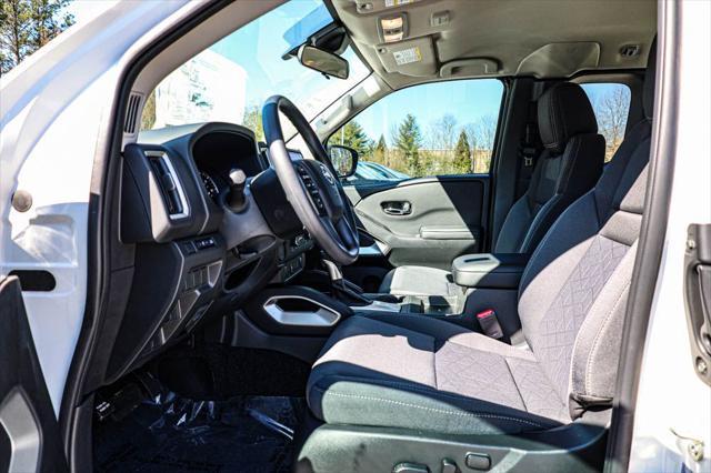 new 2025 Nissan Frontier car, priced at $29,926