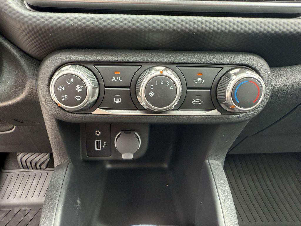 new 2025 Nissan Kicks car, priced at $21,925