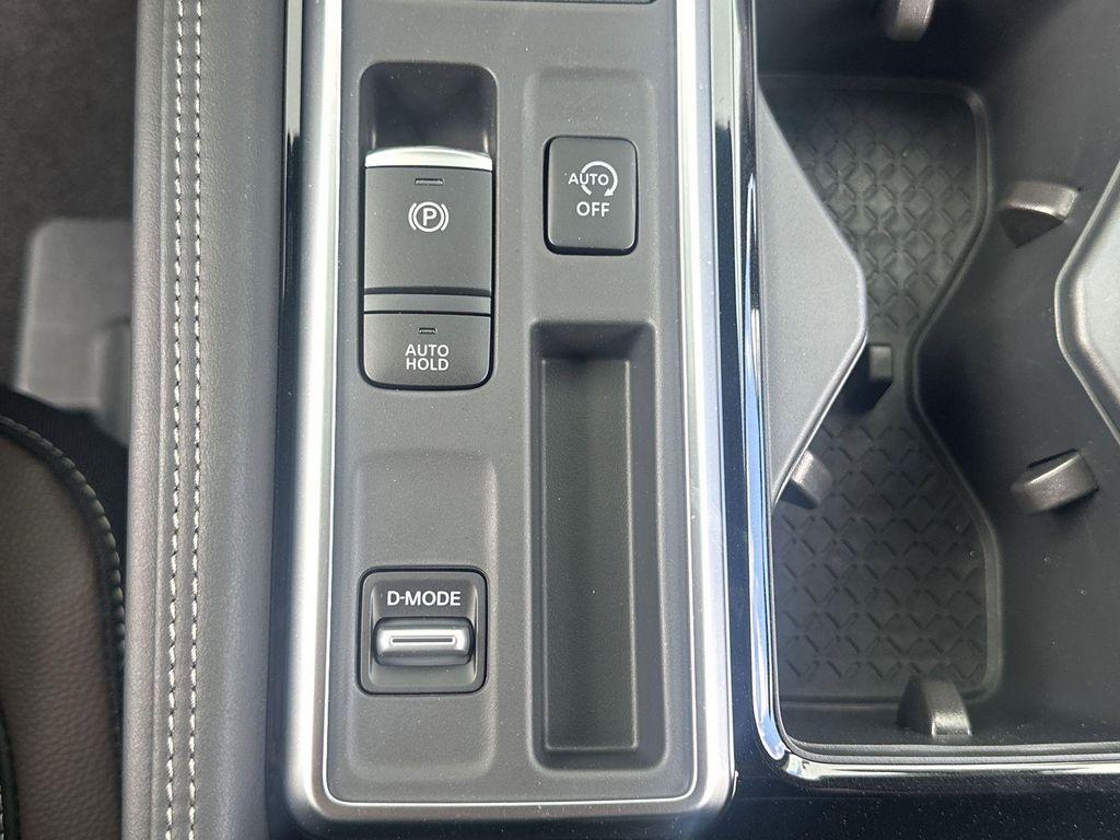 new 2025 Nissan Pathfinder car, priced at $47,428