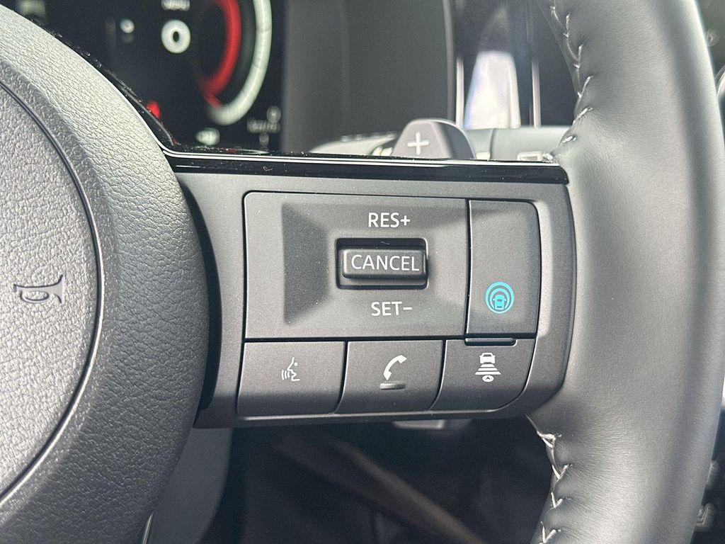 new 2025 Nissan Pathfinder car, priced at $47,428