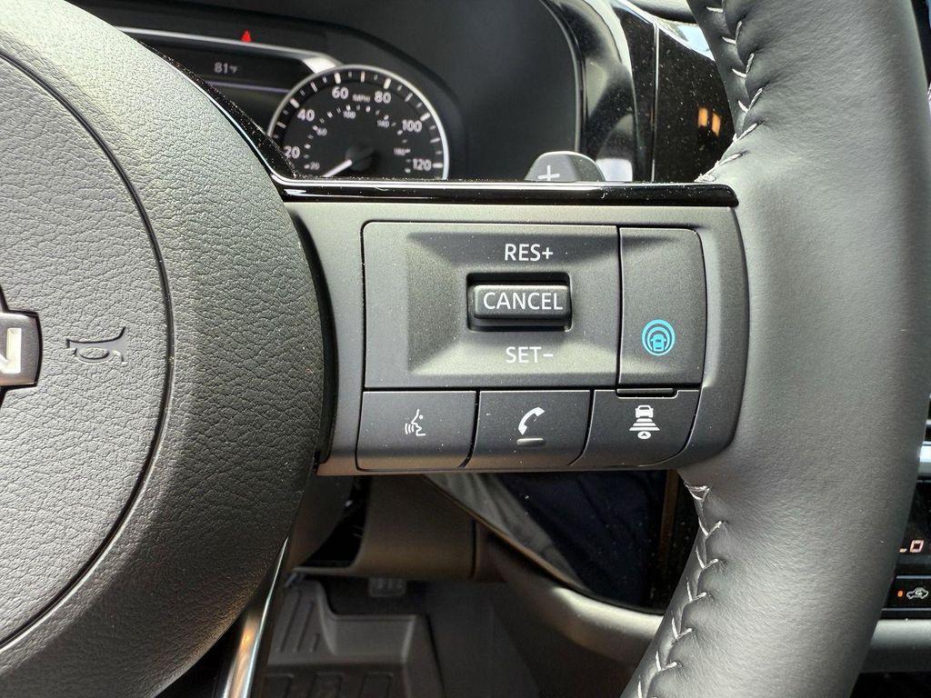 new 2025 Nissan Pathfinder car, priced at $40,827