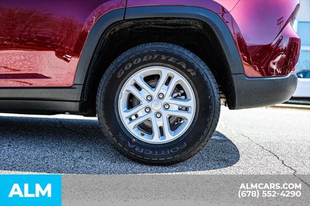 used 2024 Jeep Grand Cherokee car, priced at $29,420