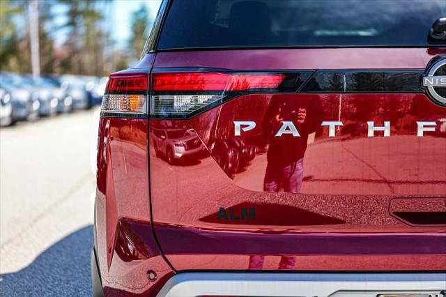 new 2025 Nissan Pathfinder car, priced at $44,058