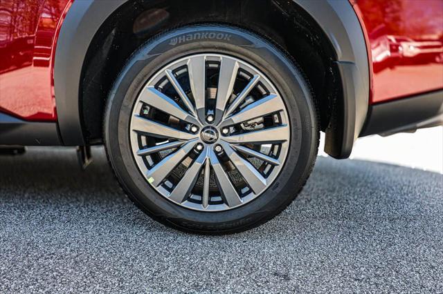 new 2025 Nissan Pathfinder car, priced at $44,058