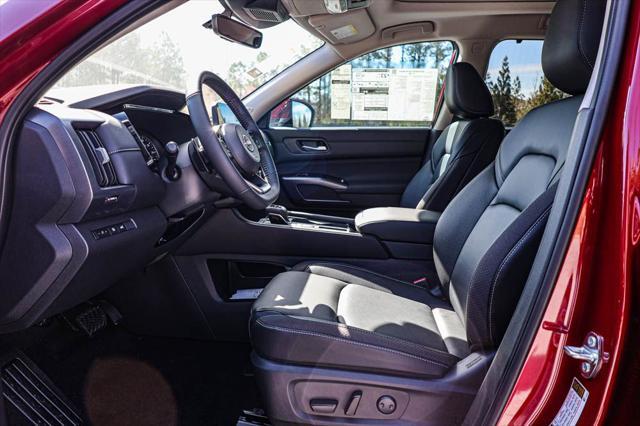 new 2025 Nissan Pathfinder car, priced at $44,058