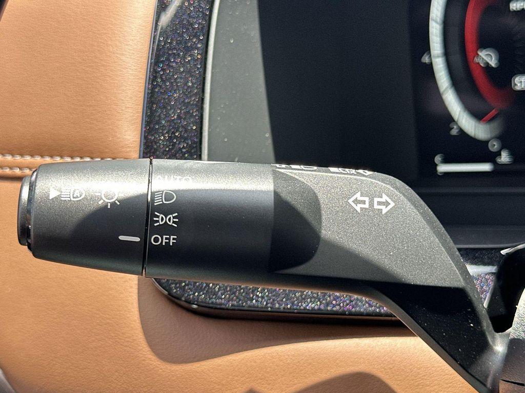 new 2025 Nissan Pathfinder car, priced at $47,204