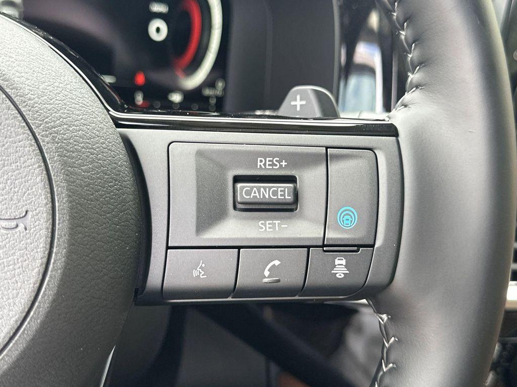 new 2025 Nissan Pathfinder car, priced at $47,204