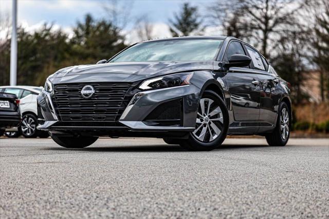 new 2025 Nissan Altima car, priced at $27,144