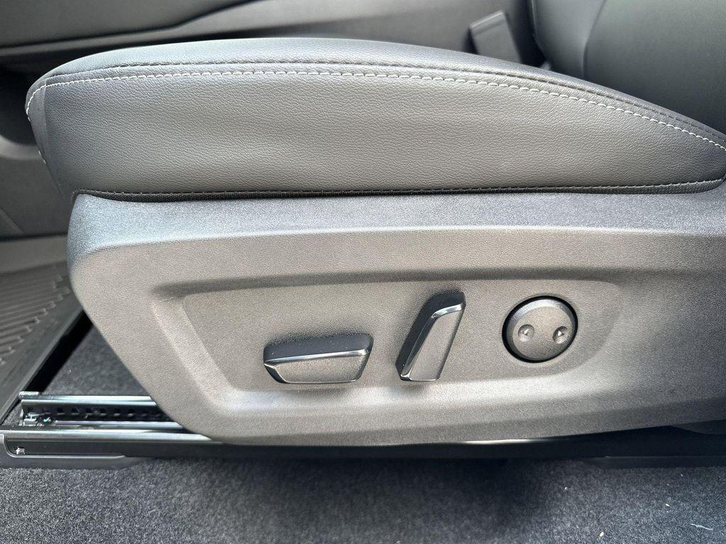 new 2025 Nissan Murano car, priced at $41,487
