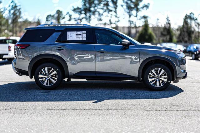 new 2025 Nissan Pathfinder car, priced at $40,496
