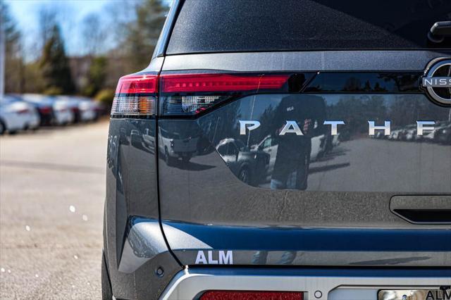 new 2025 Nissan Pathfinder car, priced at $40,496
