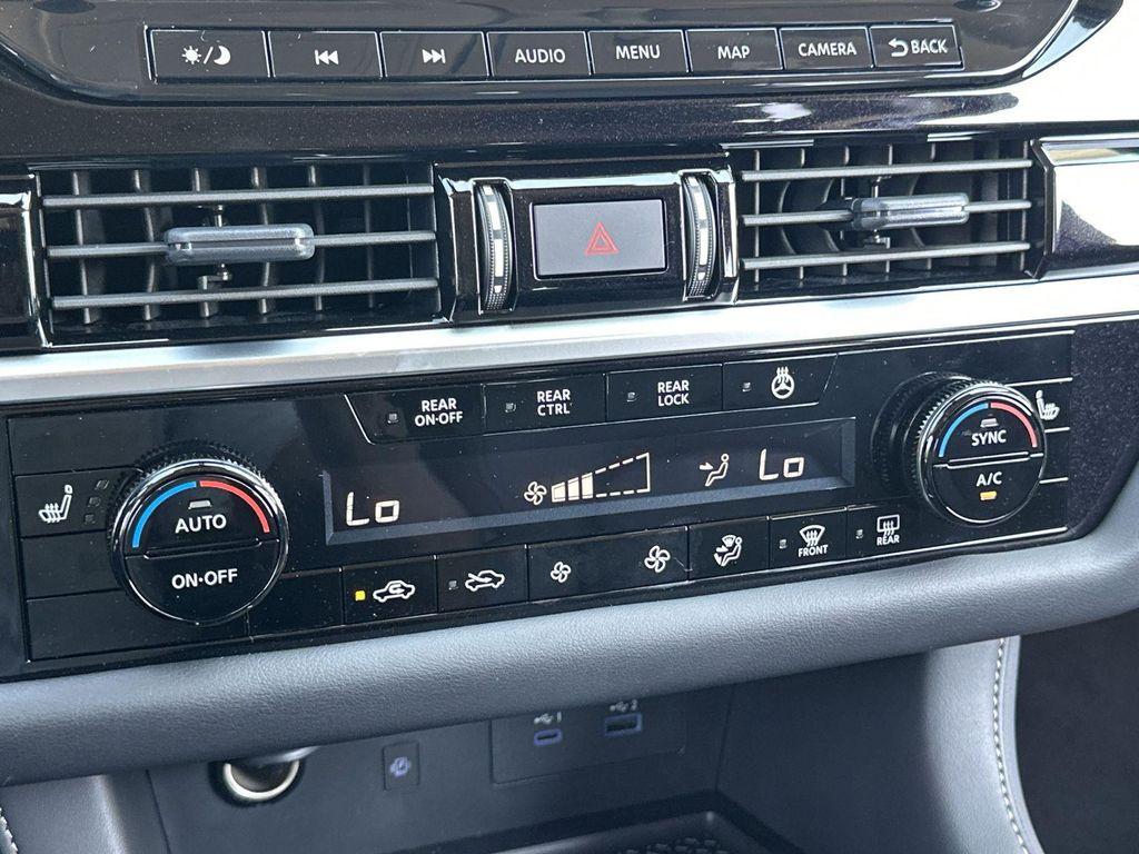 new 2025 Nissan Pathfinder car, priced at $35,718