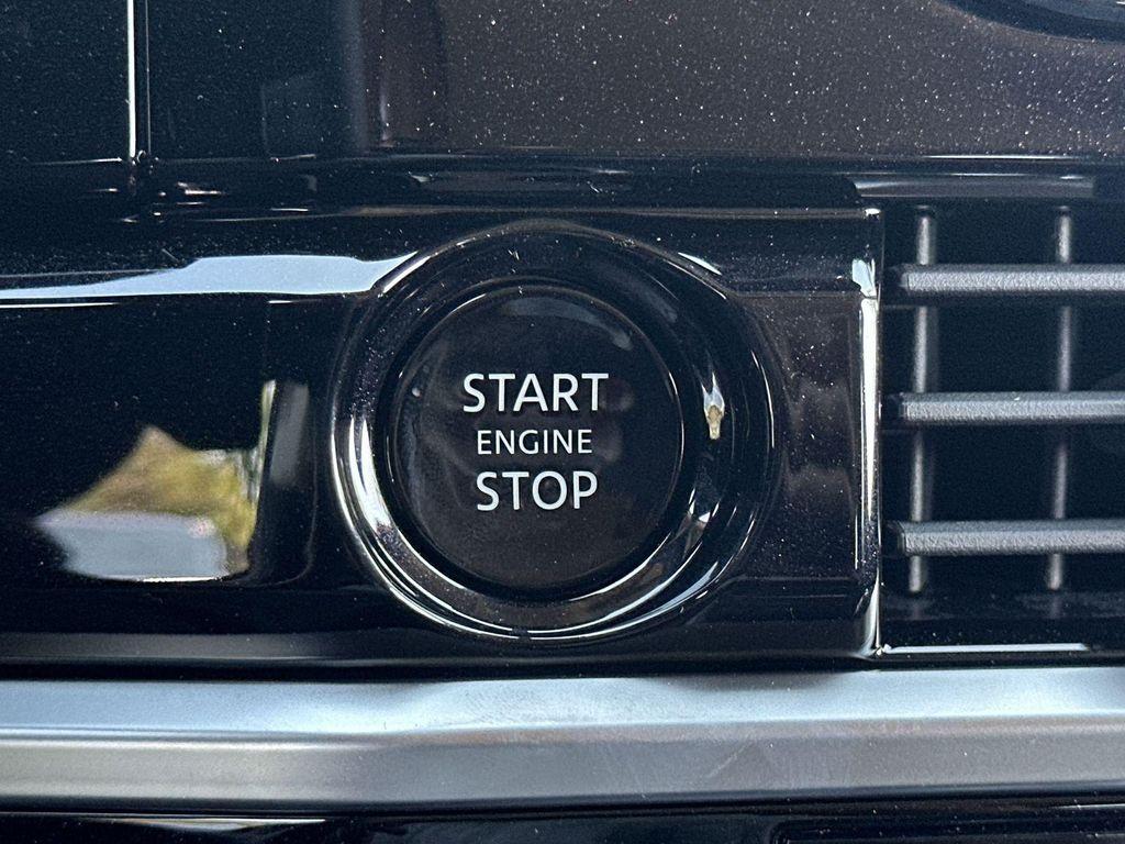 new 2025 Nissan Pathfinder car, priced at $35,718