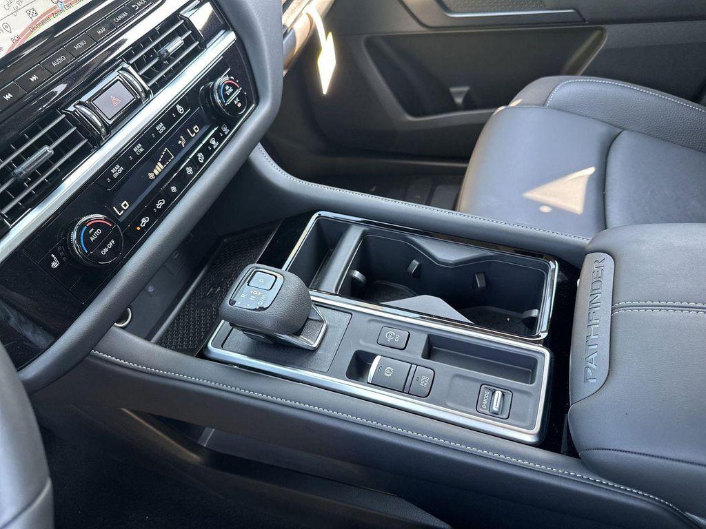 new 2025 Nissan Pathfinder car, priced at $35,718