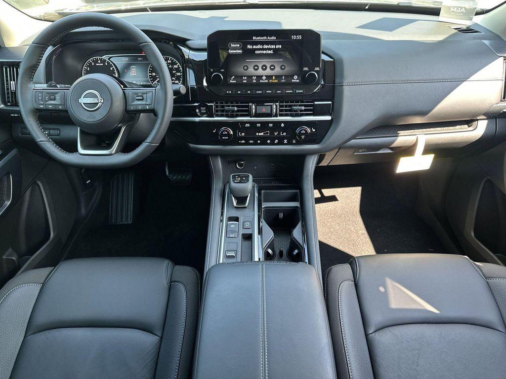 new 2025 Nissan Pathfinder car, priced at $35,718