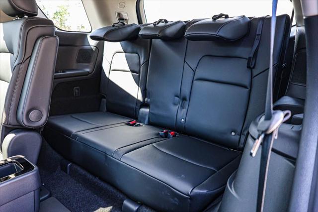 new 2025 Nissan Pathfinder car, priced at $43,666