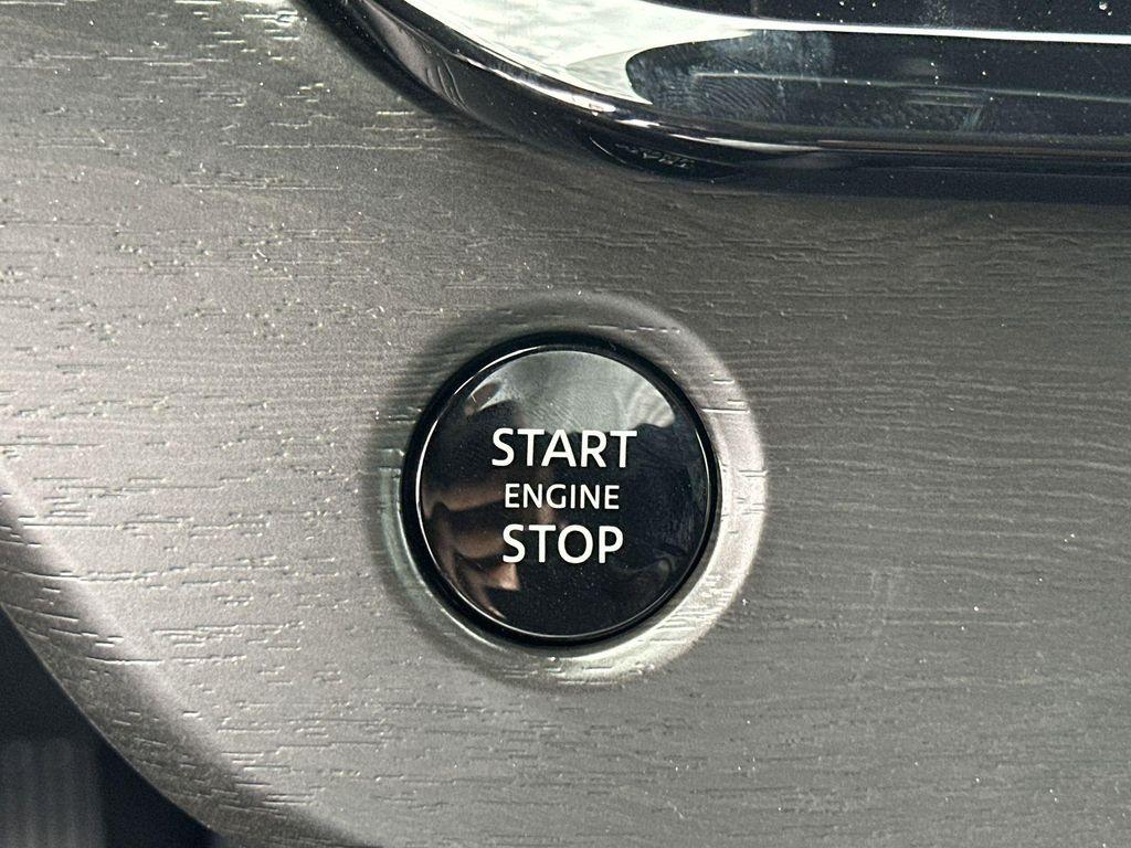 new 2025 Nissan Murano car, priced at $35,650