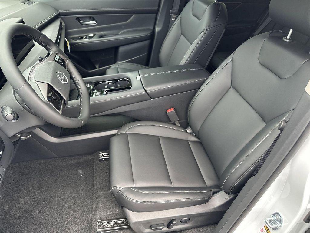 new 2025 Nissan Murano car, priced at $35,650