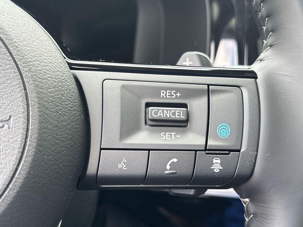 new 2025 Nissan Pathfinder car, priced at $47,428