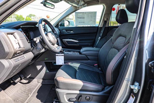 new 2025 Nissan Pathfinder car, priced at $48,637