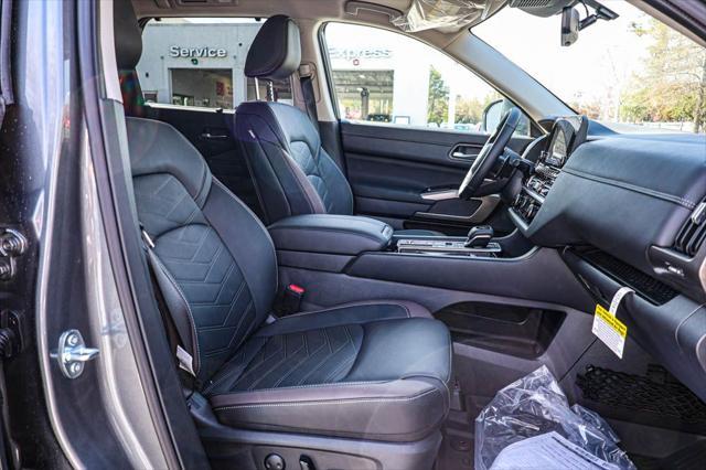new 2025 Nissan Pathfinder car, priced at $48,637