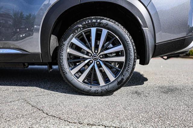 new 2025 Nissan Pathfinder car, priced at $48,637