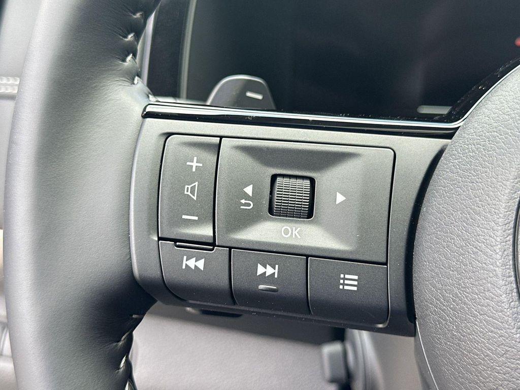 new 2025 Nissan Pathfinder car, priced at $47,428