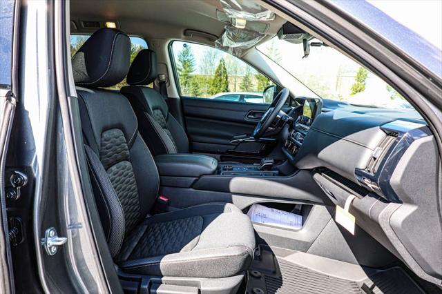 new 2025 Nissan Pathfinder car, priced at $37,643