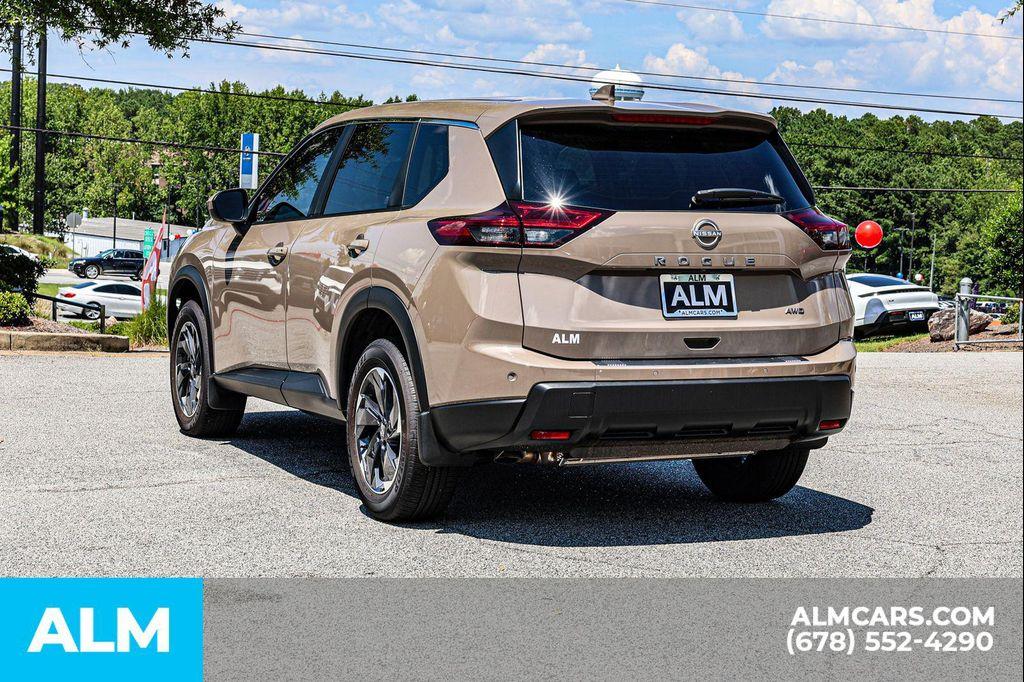 used 2025 Nissan Rogue car, priced at $26,320